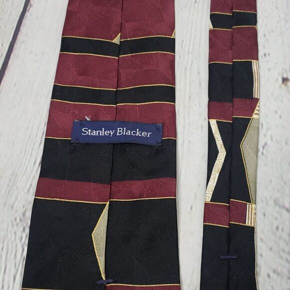 Vintage 80s Abstract Maroon Black Art Tie - Picture 2 of 8